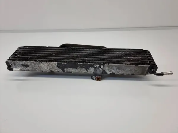 Refroidisseur d'huile moteur OEM 0240007751 Mitsubishi Outlander image 2