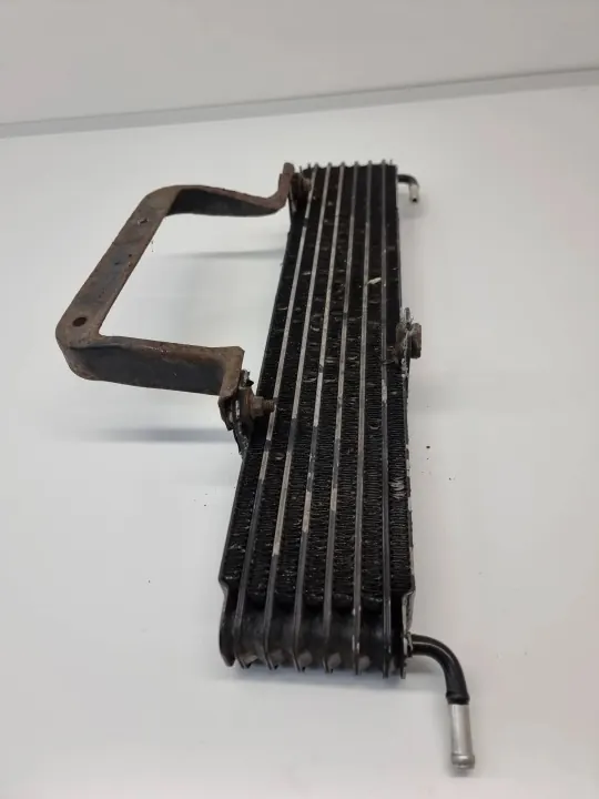 Refroidisseur d'huile moteur OEM 0240007751 Mitsubishi Outlander image 4