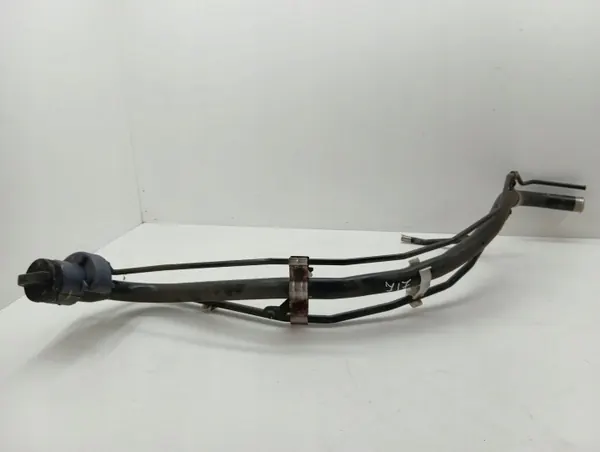 Cuello de llenado Lexus NX 2017 OEM AMD100453 image 2