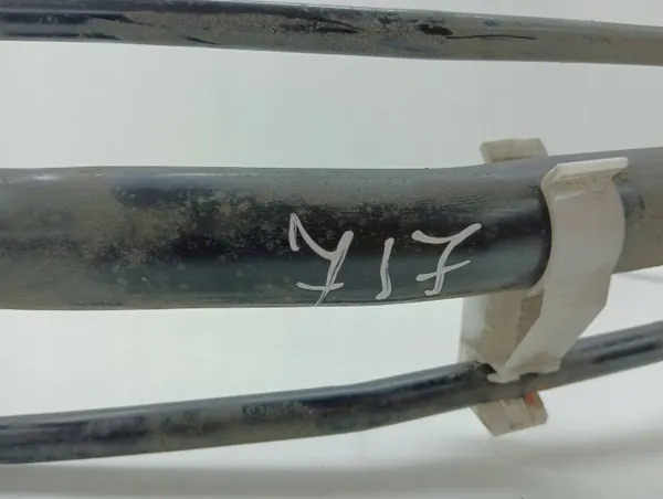 Cuello de llenado Lexus NX 2017 OEM AMD100453 image 6