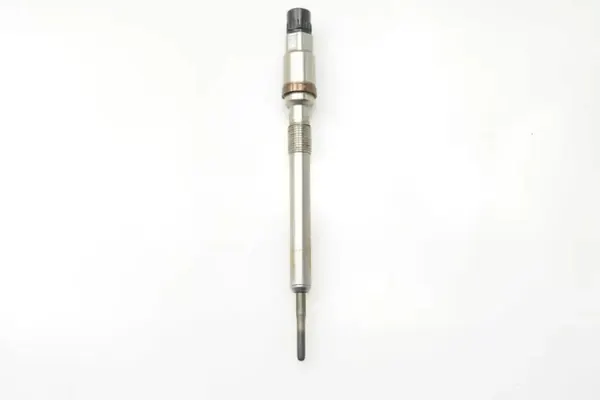 Bougie de préchauffage OEM E2520028814 pour Skoda Rapid 1.4L Diesel image 2