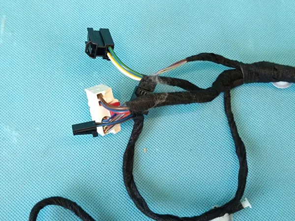 Harness puerta trasera izquierda Audi Q8 e-tron 55 Quattro 4KE971687D image 3