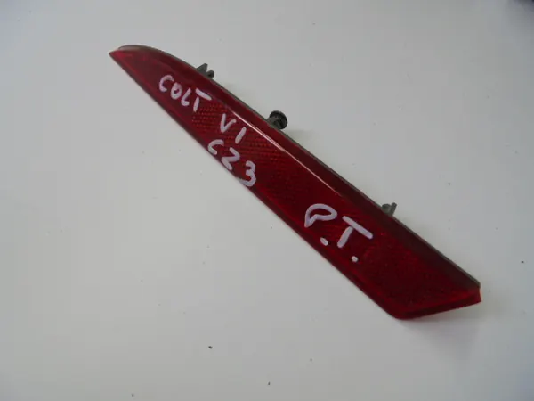 Refletor traseiro direito do para-choque Mitsubishi Colt VI CZ3 image 1