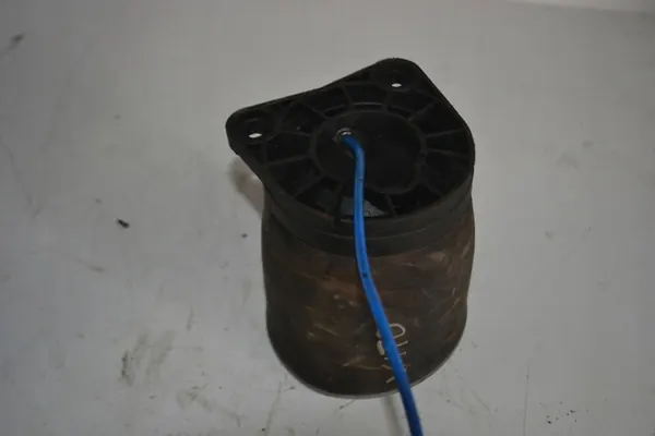 Mercedes-Benz OE A6383280501 Bakre Luftfjäder image 3