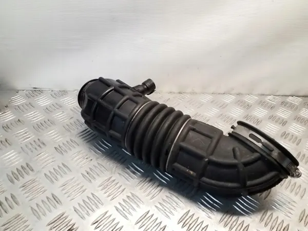 Intercooler-putki OEM 04891962AC Jeep Compassille image 5