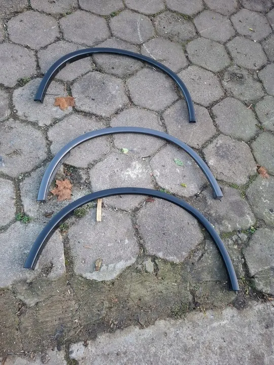 DODGE DURANGO 2014-2020 Oikea Takapuskuri OEM 57010618AB image 3