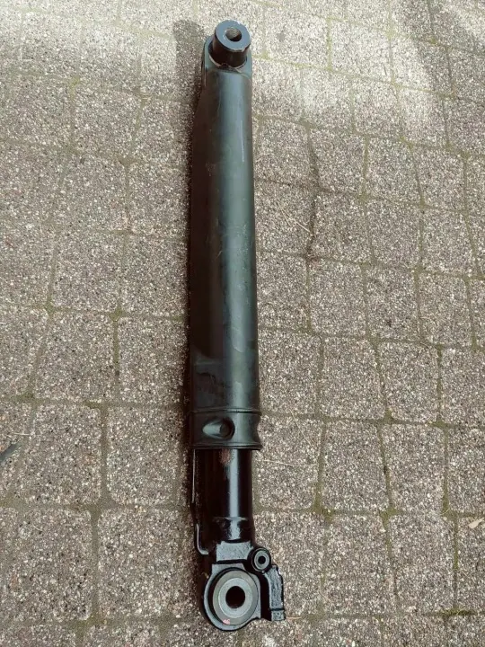 Renault ohjaamonnostosylinteri OEM 2729238 - Käytetty image 2