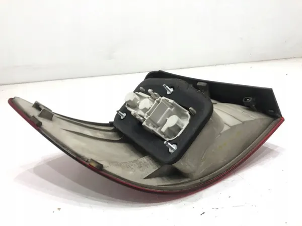 LUZ TRASERA DERECHA MERCEDES W245 A1698200377 image 4