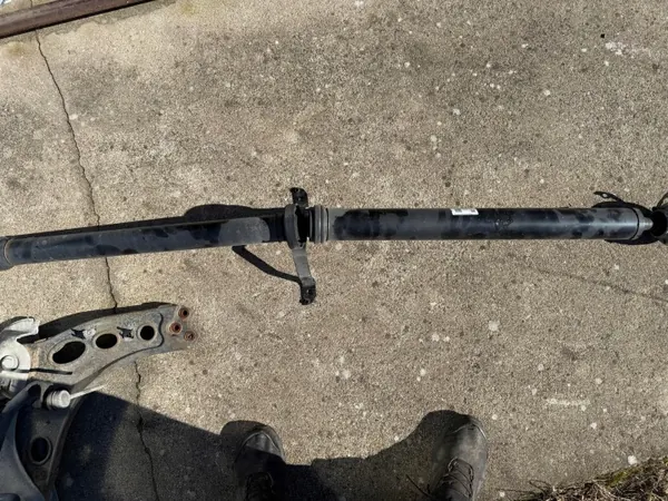 Audi A4 B9 A5 8W Arbre de Transmission OEM 8W0521101D image 2