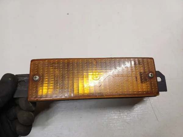 BMW 3 E30 Framblinkers OEM 63131380964 image 2
