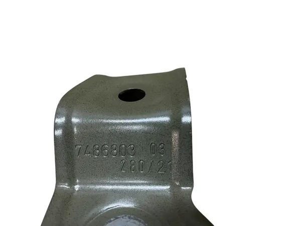 Suporte de montagem de para-lama dianteiro esquerdo BMW 4 G26 OEM image 3