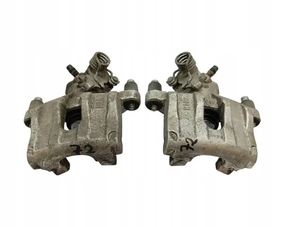 Remklauw Links Rechts Achter Set Ford Focus Mk3 2010-2019 OEM 5907911435578 image 2