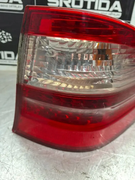 Rechter Achterlicht Mercedes W211 Kombi image 7