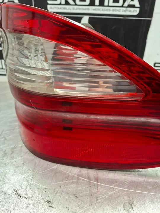 Rechter Achterlicht Mercedes W211 Kombi image 8