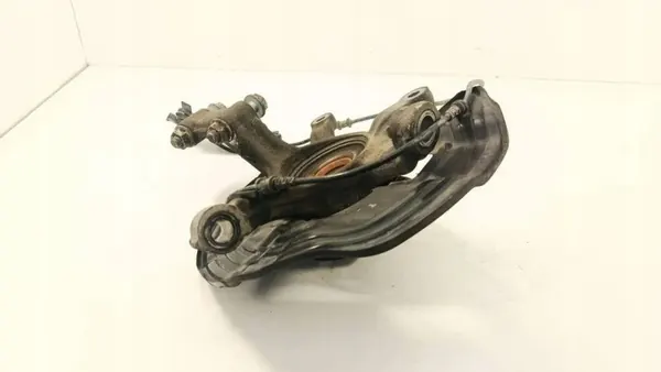 Mercedes-Benz Vorderradnabe OEM 24605 - Gebraucht image 4