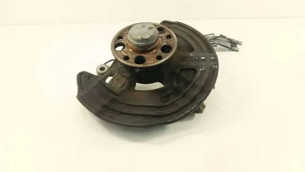 Mercedes-Benz Vorderradnabe OEM 24605 - Gebraucht image 5