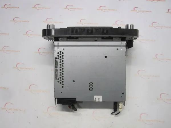 Radio CD Volkswagen UP 15r OEM 1S035156E 1S0820 image 3