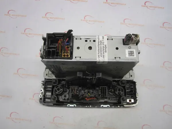 Radio CD Volkswagen UP 15r OEM 1S035156E 1S0820 image 4
