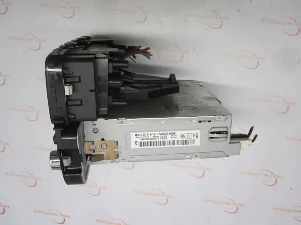 Radio CD Volkswagen UP 15r OEM 1S035156E 1S0820 image 5