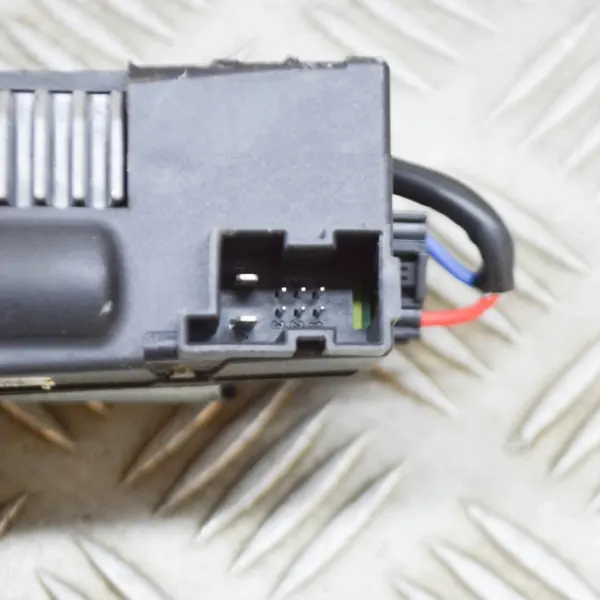 OEM 4L0910945 Bakluckeaktuator Audi Q7 image 6