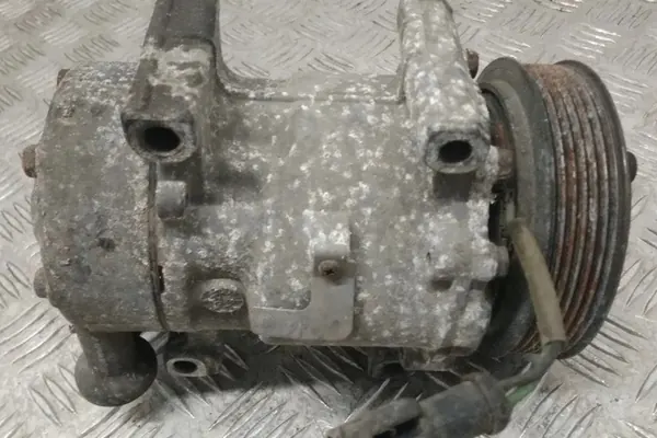 Ilmastointikompressori FORD FIESTA V 1.4L diesel image 4