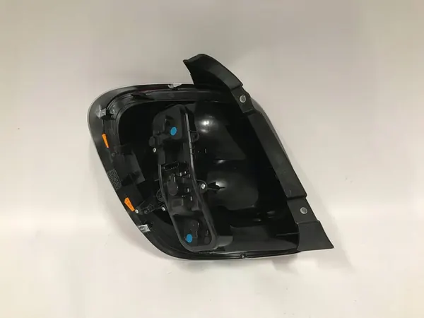 FIAT 500X 14-18 Luz Trasera Izquierda Europa image 4