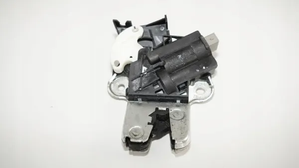 Fecho de porta-malas OEM 360188258 para VW Passat B7 Sedan 2010-2014 image 3