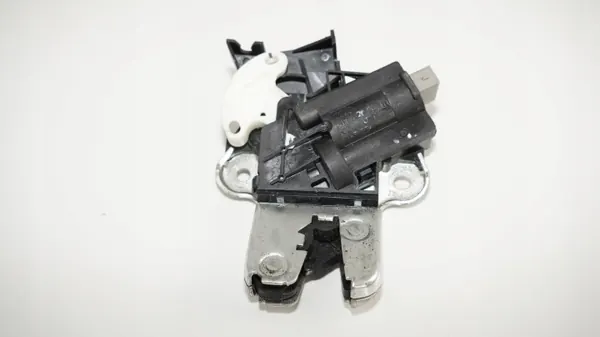 Fecho de porta-malas OEM 360188258 para VW Passat B7 Sedan 2010-2014 image 8