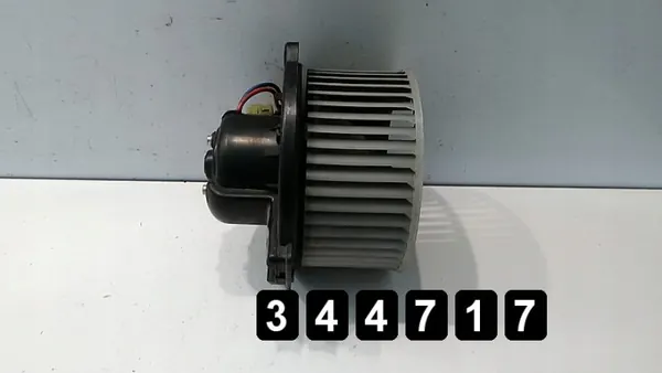 Mitsubishi AM-344717 Lämmityspuhaltimen moottori OEM image 2