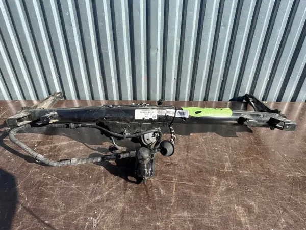Peräkärkikytkin VW Golf VIII 8 Farmari OEM 5H9803881D image 2