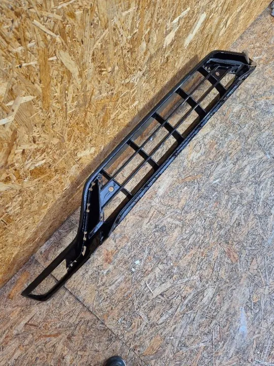 Volvo XC90 II Framstötskåpslist OEM 31663528 image 4