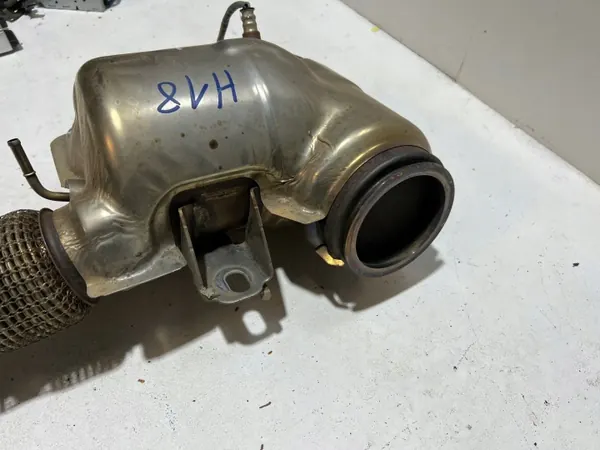 Mazda CX-30 Katalysaattori OEM jhsddj 2.0 Skyactiv-X image 8