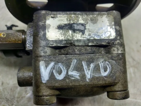 Ohjauspumppu OEM 9485757 Volvo S80/S60:lle image 6
