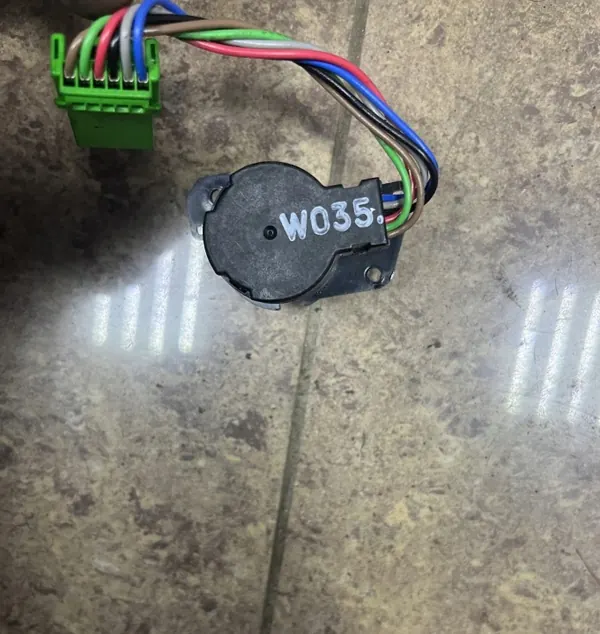 Sensor Temperatura Qualidade Ar OEM 8633677 Volvo image 3