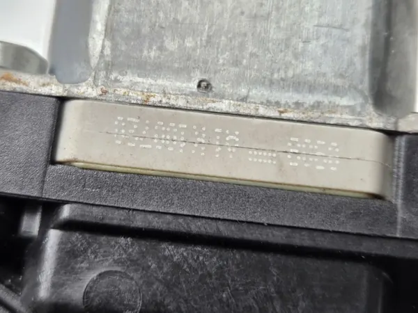 OEM YH01 20R PARTNER 0587 Front rechts Fensterheber image 9