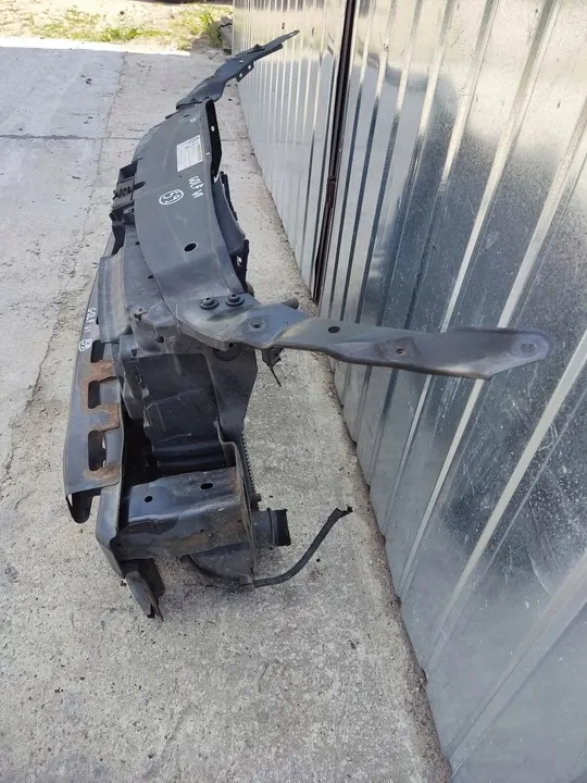 Vorderträger mit Kühler VW Golf VI 1.6TDI image 6