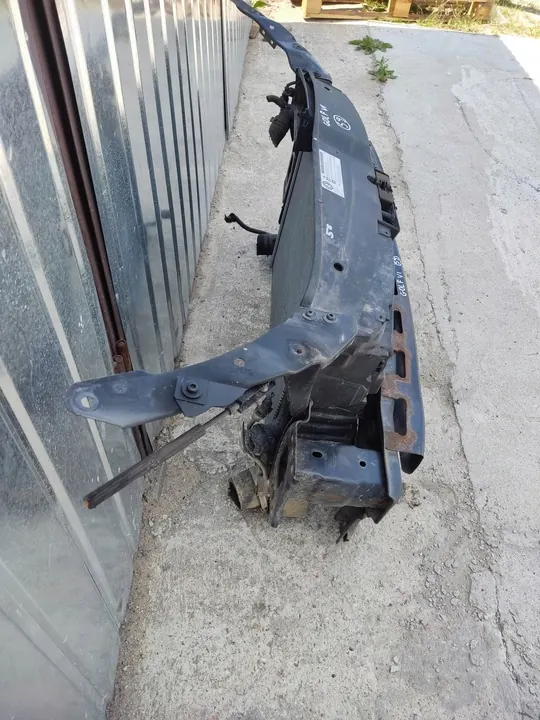 Vorderträger mit Kühler VW Golf VI 1.6TDI image 7