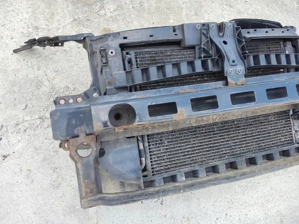 Vorderträger mit Kühler VW Golf VI 1.6TDI image 9