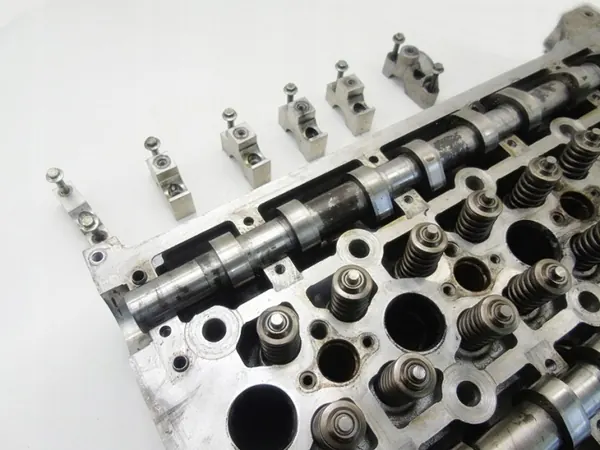 Culasse 2.5 Dci Cdti d'occasion pour Renault OEM image 5