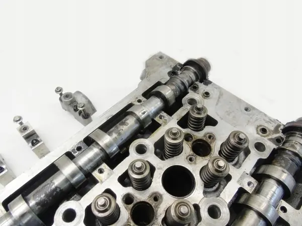 Culasse 2.5 Dci Cdti d'occasion pour Renault OEM image 6