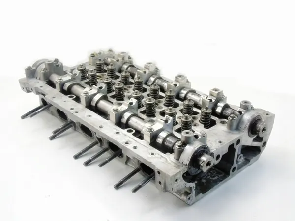 Culasse 2.5 Dci Cdti d'occasion pour Renault OEM image 8