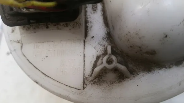 Bomba de combustível 51806987 Opel Corsa D image 3