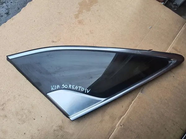 Ventana lateral trasera Kia OE FOB46383 - Usado image 2