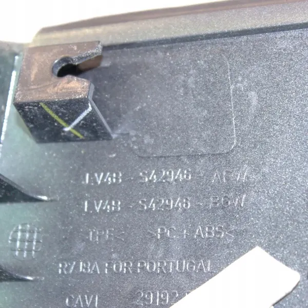 Ford Kuga III Tavaratilan Saranapeite Oikea LV4BS42946AFW image 4