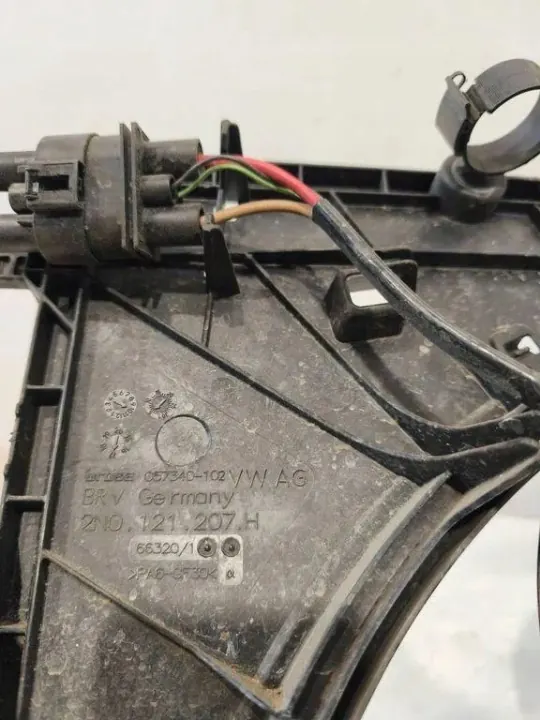 VW Crafter Frontriemen OEM 2N0121207H - Gebraucht image 4