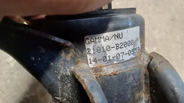 KIA SOUL II 13-19 1.6 GDI Supporto Motore 21810-B2000 image 3