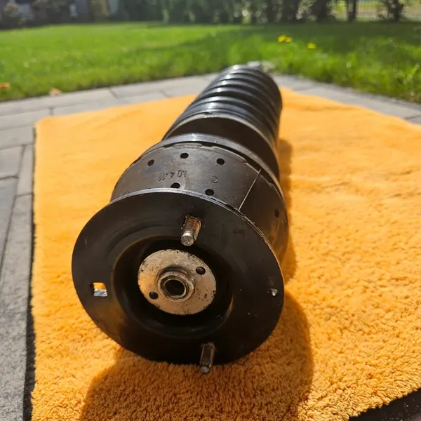 VÄNSTER BAKDÄMPARE MERCEDES S KLASSE W220 A2203200913 image 2