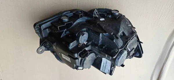 VW T6 Multivan Caravelle Esquerda H7 Original image 6