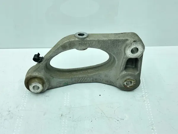 Support central BMW M4 F82/F83 2018 OEM 2284775 image 2