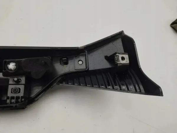 Heckklappenblende Citroen C4 III OEM 9838657780 image 7